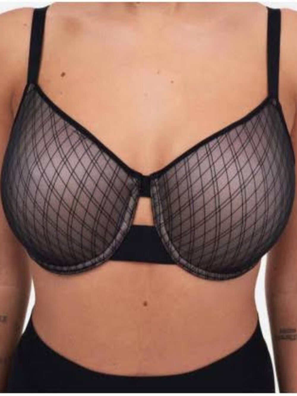 NWT Chantelle SMOOTH LINES Seamles Underwire Bra - 38 H